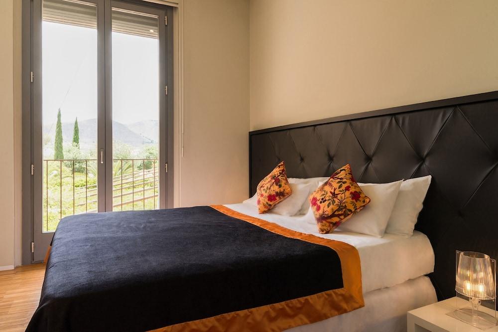 Hotel Spa La Romana, The Originals Relais Bagian luar foto