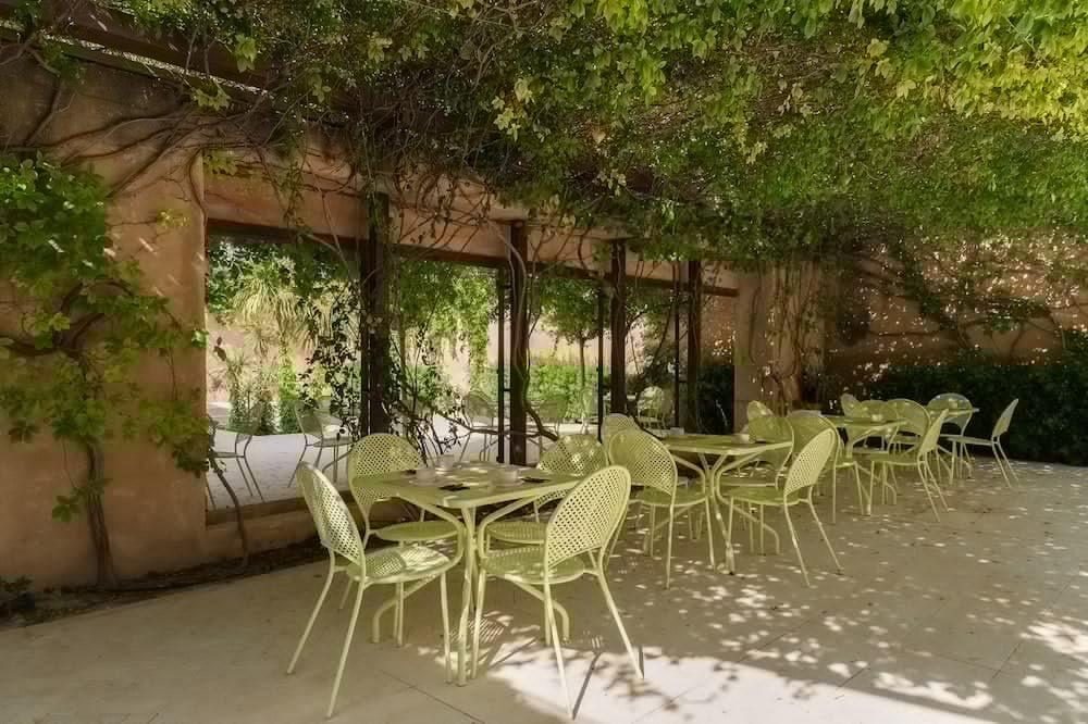 Hotel Spa La Romana, The Originals Relais Bagian luar foto