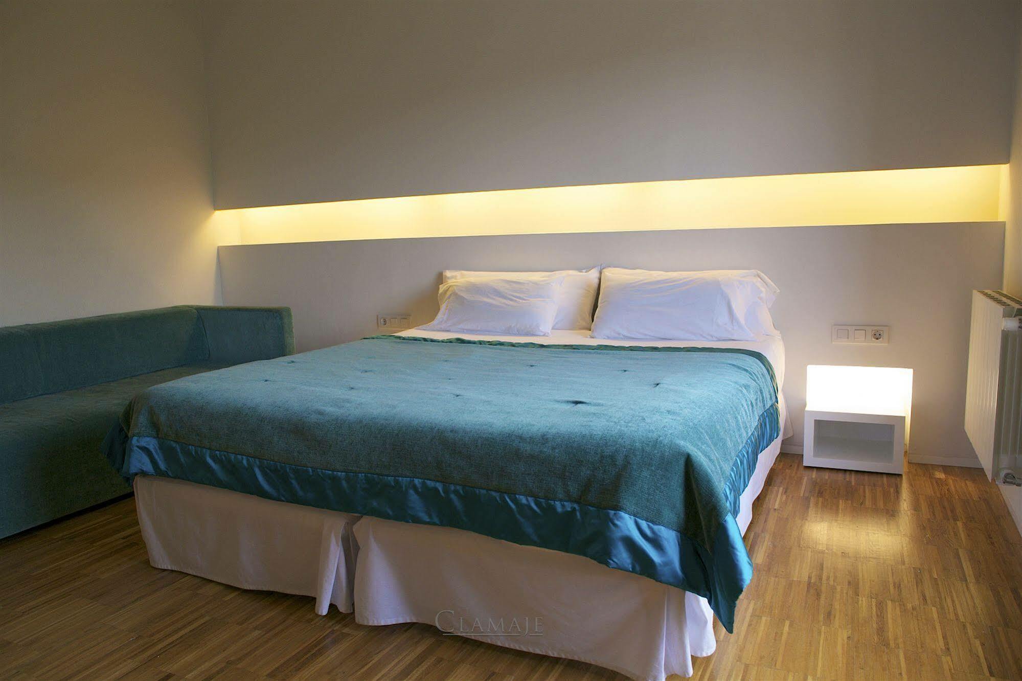 Hotel Spa La Romana, The Originals Relais Bagian luar foto